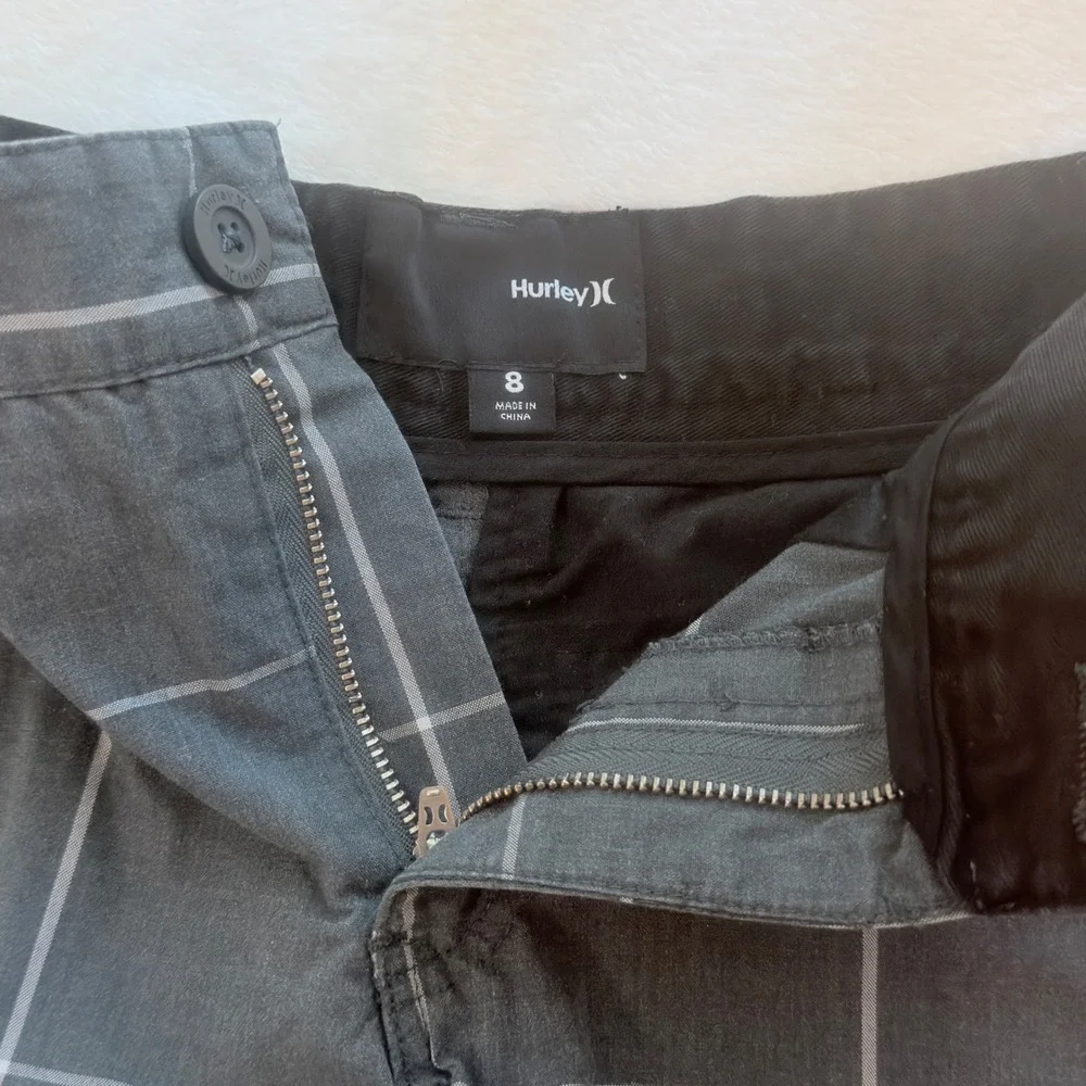Hurley Cargo Shorts Boys Size 8 Grey Excellent Windowpane Plaid Skater 1272-G36